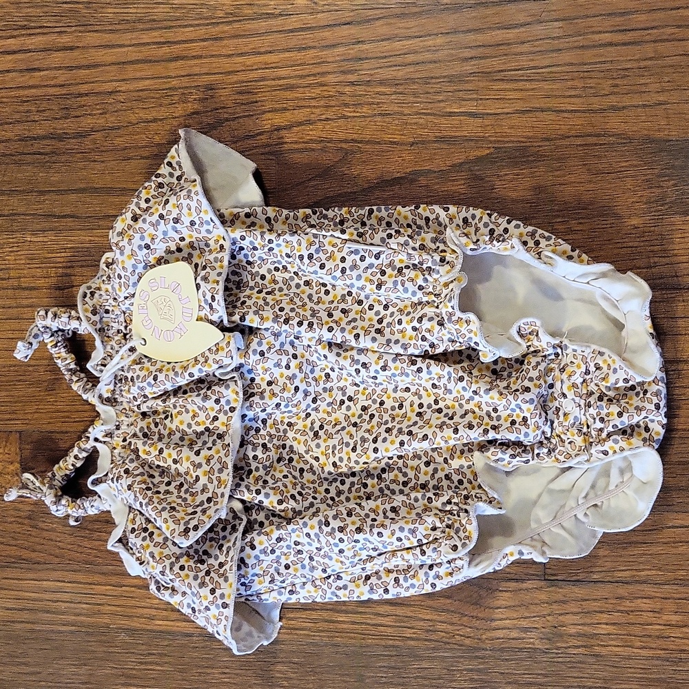 Patterned Ruffle Romper with Leaf Design - Picture 1 of 4
